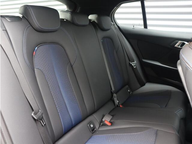 BMW 1-SERIE 118i | Executive | M Sportpakket | Apple Carplay | LED | 17'' LMV