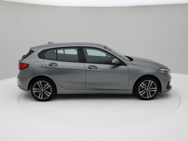 BMW 1-SERIE 116i Introduction Edition Aut. SPORTLINE