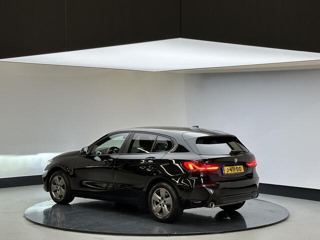 BMW 1-SERIE 118i Executive Edition Automaat | Cam Achter | Verw voorstoelen | Safety Pack | Dealer onderhouden | NL Auto