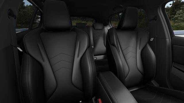 BMW 1-SERIE 120 M Sport Automaat / Sportstoelen / Achteruitrijcamera / M Adaptief onderstel / Comfort Access / Adaptieve LED / Stoelverwarming