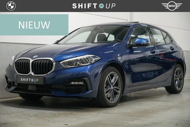 BMW 1-SERIE 118i Panoramadak | Sportstoelen | Camera | CarPlay