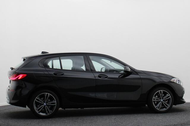 BMW 1-SERIE 118i Introduction Edition
