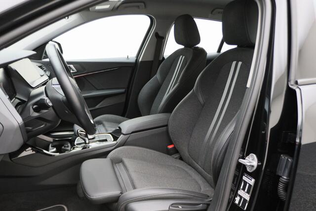 BMW 1-SERIE 118i Introduction Edition