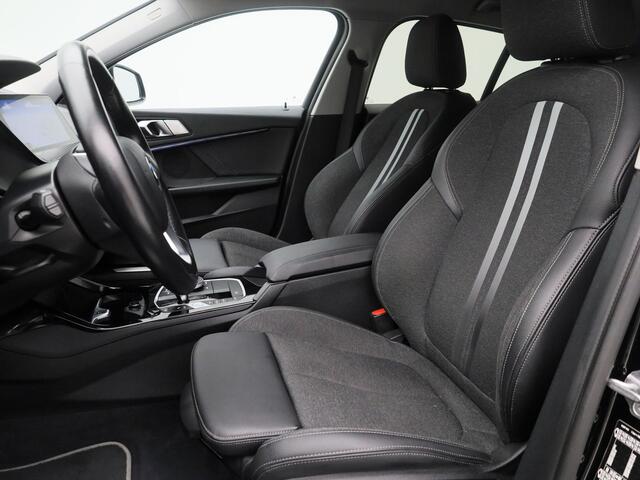 BMW 1-SERIE 118i 136 PK Automaat Sport Edition | CAMERA | KEYLESS