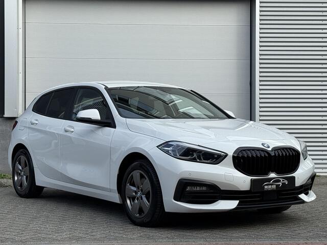 BMW 1-SERIE 116i Business Edition | Apple Carplay | DAB+ | PDC V+A