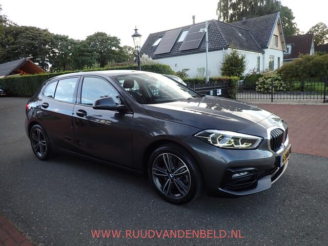 BMW 1-SERIE 118i SPORTLINE VIRTUAL/LED/SPORTSTOEL/CAMERA/SHADOWLINE