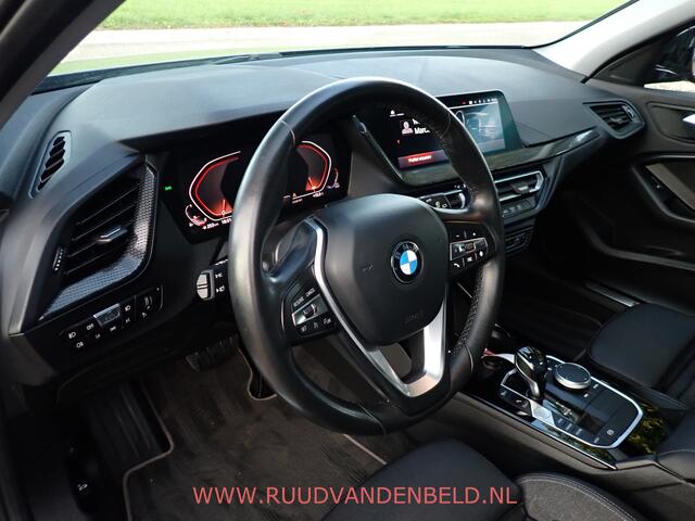 BMW 1-SERIE 118i SPORTLINE VIRTUAL/LED/SPORTSTOEL/CAMERA/SHADOWLINE