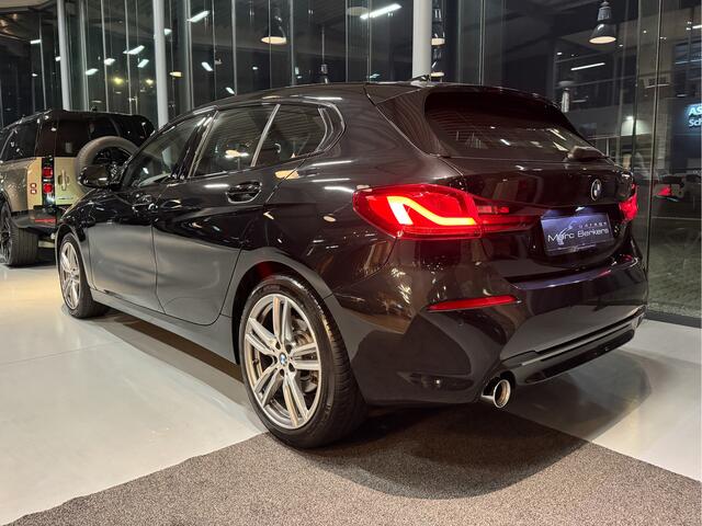 BMW 1-SERIE 118i Edition Nieuw model, Sportpakket, Carplay, CC.