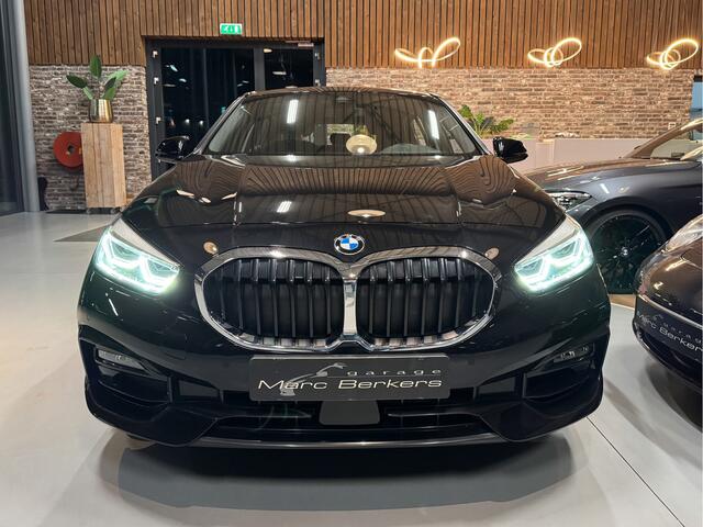 BMW 1-SERIE 118i Edition Nieuw model, Sportpakket, Carplay, CC.