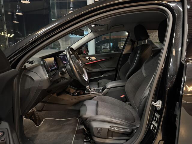 BMW 1-SERIE 118i Edition Nieuw model, Sportpakket, Carplay, CC.