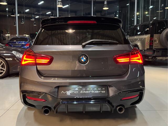 BMW 1-SERIE 118i Edition M-performance, M135i look.