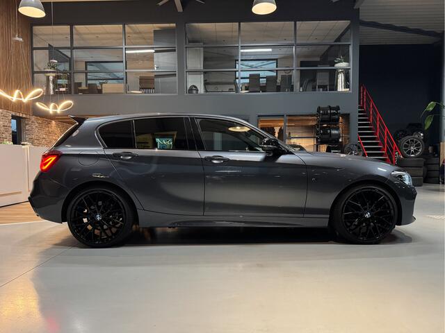 BMW 1-SERIE 118i Edition M-performance, M135i look.