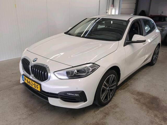 BMW 1-SERIE 116d Business Ed. | Navi | Live Cockpit | Led |