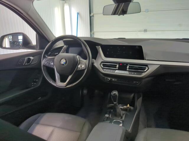 BMW 1-SERIE 116d Business Ed. | Navi | Live Cockpit | Led |