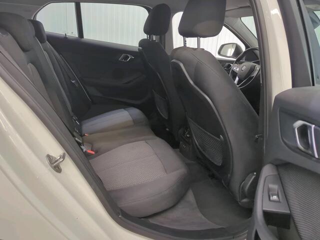 BMW 1-SERIE 116d Business Ed. | Navi | Live Cockpit | Led |