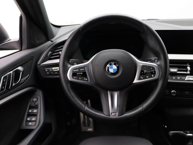 BMW 1-SERIE 5-deurs 120i Executive | M Sportpakket | Adaptieve LED | DAB | HiFi | 17''