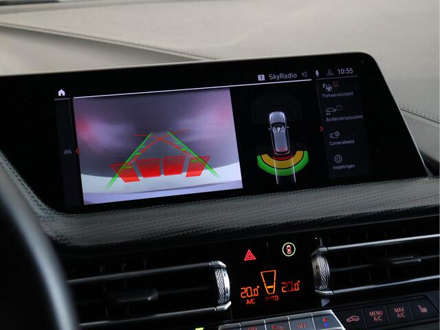 BMW 1-SERIE 118i Executive [APPLE CARPLAY, ANDROID AUTO, MEMORY SEAT, KEYLESS ENTRY, CAMERA, LEDER, CRUISE CONTROL, NIEUWSTAAT]