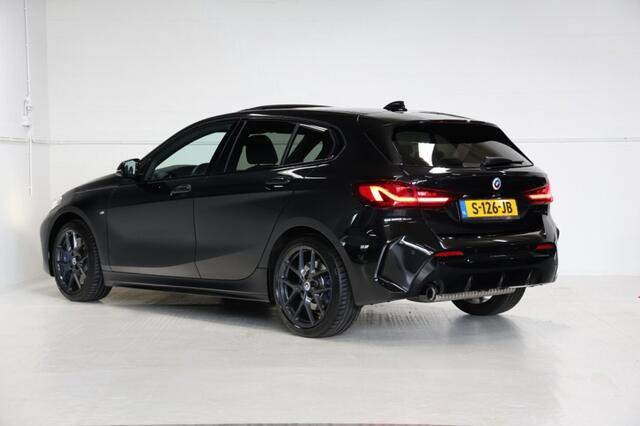 BMW 1-SERIE 118i M-Sport Aut. NAP|Pano|Stoelvw|Cam|Trekhaak|Leder