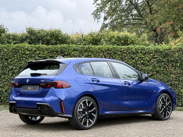 BMW 1-SERIE 120 | M-Sport Pro | 19'' | Harman/Kardon | Stoelverw. | Comf. Acc. | Adapt. LED