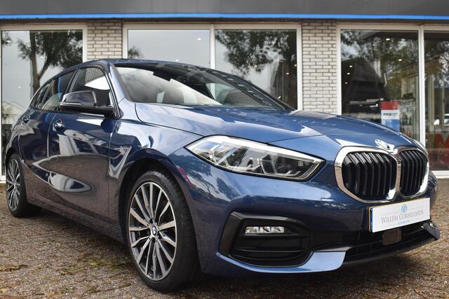 BMW 1-SERIE 118i High Exe ACC Leder Pano Head Up Elc Stoel
