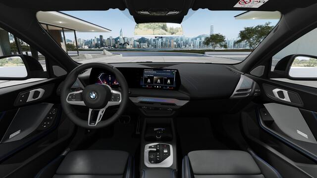 BMW 1-SERIE 120 M Sport Automaat / Sportstoelen / Achteruitrijcamera / M Adaptief onderstel / Comfort Access / Adaptieve LED / Harman-Kardon