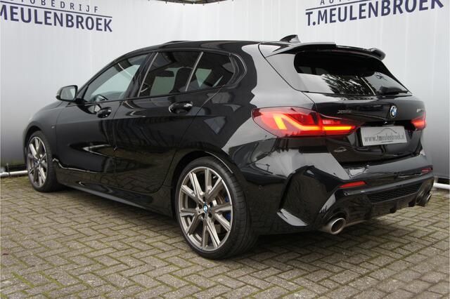 BMW 1-SERIE M135i xDrive High Executive Panoramadak, Head up