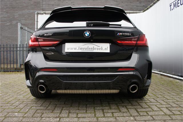 BMW 1-SERIE M135i xDrive High Executive Panoramadak, Head up