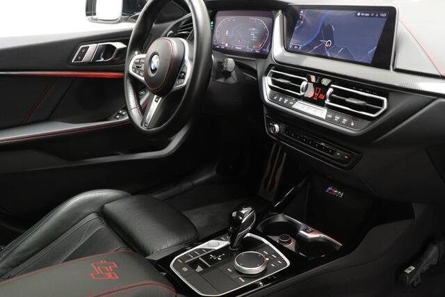 BMW 1-SERIE 128ti High Executive | COMFORT / PARKING- PACK | PANORAMADAK | STUURVERWARMING