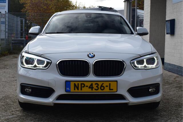 BMW 1-SERIE 118i Executive | Xenon | Navi. Prof | Aut. | NL AUTO | 17 inch