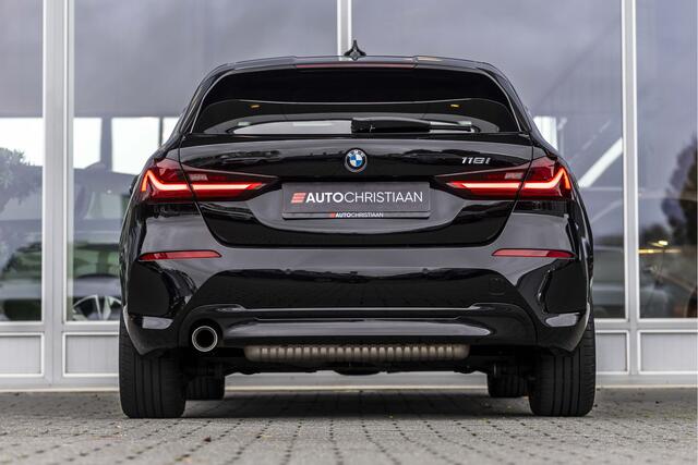 BMW 1-SERIE 118i Business Edition | LED | NL Auto | Carplay