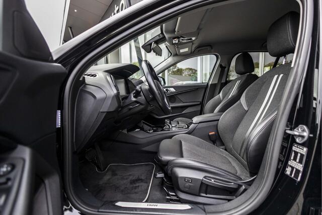 BMW 1-SERIE 118i Business Edition | LED | NL Auto | Carplay
