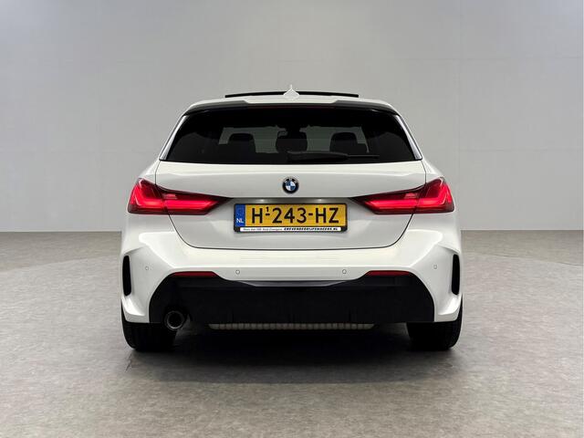 BMW 1-SERIE 118i High Executive Edition M-Sport 141PK | Pano | Virtual | Sfeerverl. | Carplay | Leder | Stoelverw. | NAP