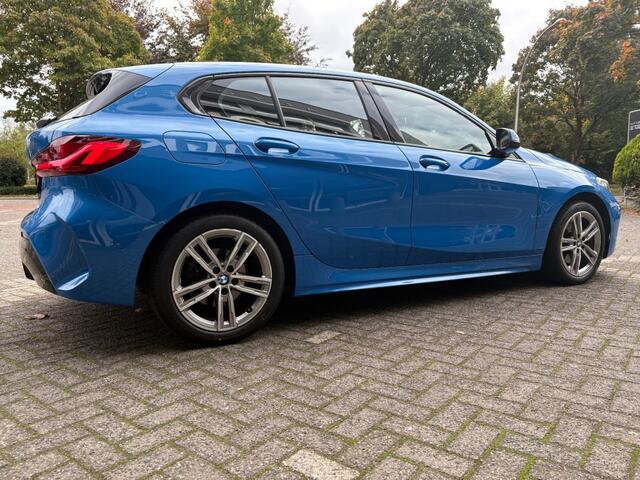 BMW 1-SERIE 118 M-Pakket Digt Cockpit Navigatie PDC Half Leder LM17