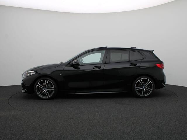 BMW 1-SERIE 5-deurs 118i Executive | M Sportpakket | Audio Media Pack | Parking Pack | Safety Pack | Panoramadak | Active Cruise Control | DAB | HiFi | 18''