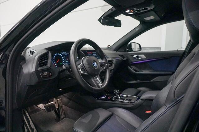 BMW 1-SERIE 118i M-Sport | CarPlay | Stuurverwarming