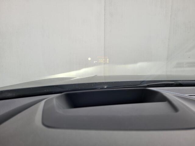 BMW 1-SERIE 118i Automaat / Dealer onderhouden / M-Sport / 19" velgen / Navigatie / Panoramadak / Harman Kardon audio / DAB / Sportstoelen / Achteruitrijcamera / Headup display / Digital Cockpit /