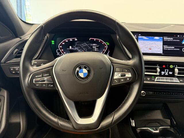 BMW 1-SERIE 118i Executive Edition Cruise/Climate PDC NAP