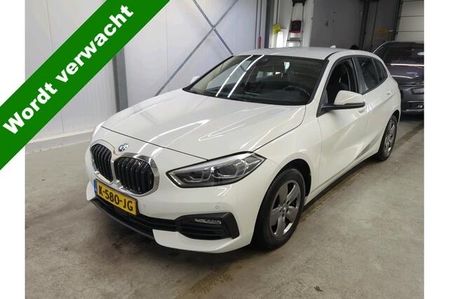 BMW 1-SERIE 118i Executive Edition | Navi Prof. | Carplay | Virtual Cockpit | DAB | PDC
