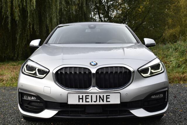 BMW 1-SERIE 118IA 140PK HIGH EXECUTIVE CAMERA/NAVI/HALF-LEDER