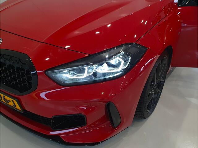 BMW 1-SERIE M135i xDrive M Performance |Fabrieksgarantie|1e eigenaar|