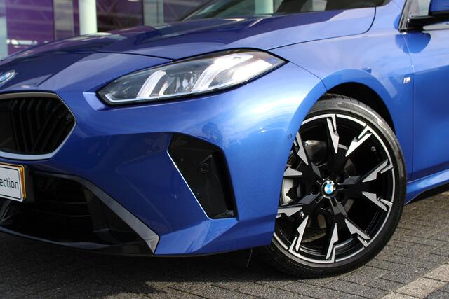 BMW 1-SERIE 120 M Sport Automaat / Sportstoelen / Achteruitrijcamera / M Adaptief onderstel / Stoelverwarming