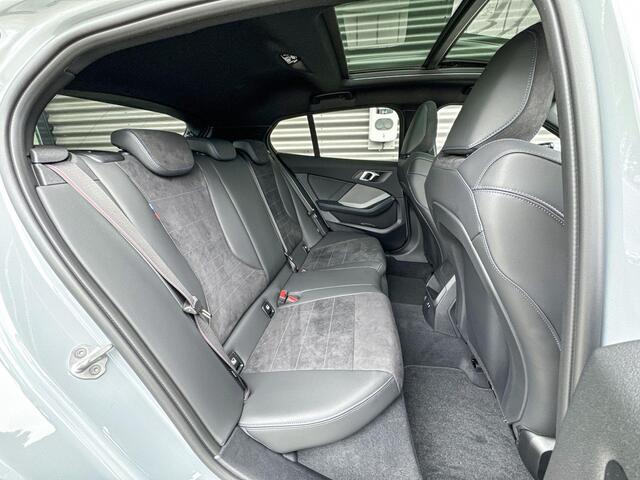BMW 1-SERIE 123 xDrive / M Sport Pro / Premium Pack / Harman-Kardon sound system