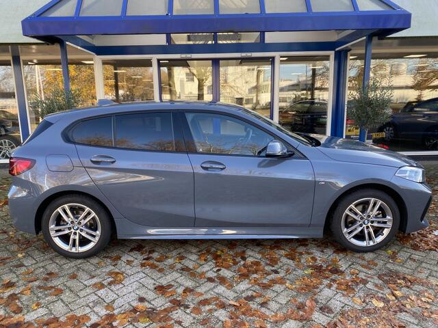 BMW 1-SERIE 118i M Sport Pakket / M Sport Stoelen