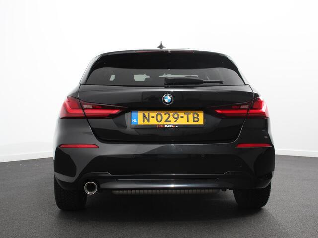 BMW 1-SERIE 118i Automaat Sportline Business Edition | Navigatie | Cruise control | LED Parkeersensor achter | Navigatie | Apple Carplay/ Android Auto | Lichtmetalen velgen | Digitale Cockpit