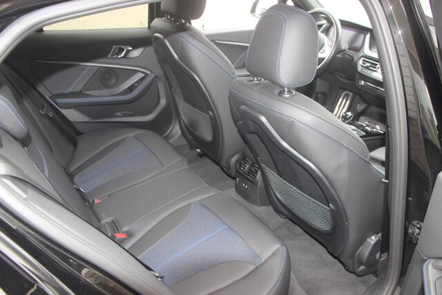 BMW 1-SERIE 118i Executive Edition M PAKKET