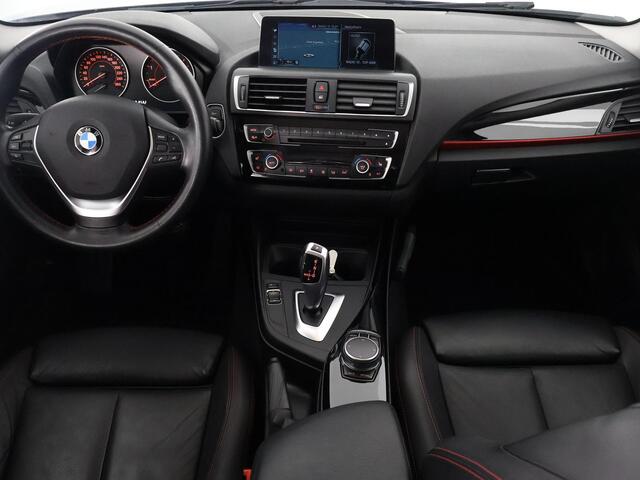 BMW 1-SERIE 118d High Executive Automaat | Navigatie | Leder | Stoelverwarming |