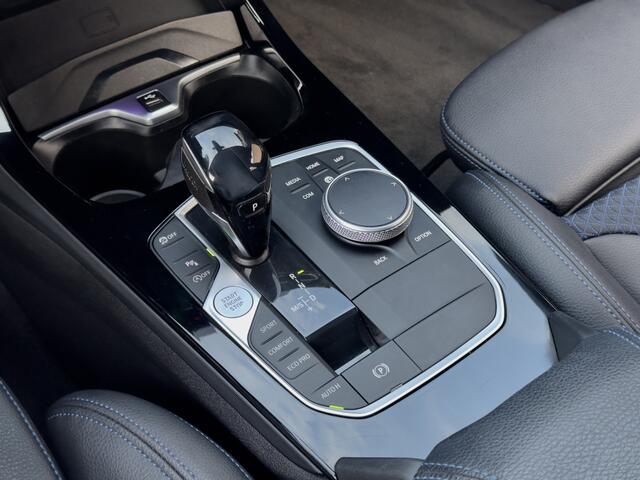 BMW 1-SERIE 118i AUT7 M-SPORT EXECUTIVE EDITION LEDER NAVI CAMERA DIGI-DASH APPLE-CARPLAY LED LMV PDC