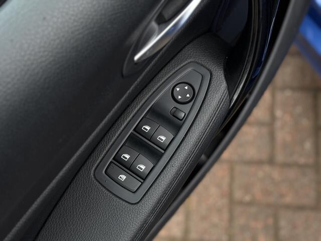 BMW 1-SERIE 118i Centennial High Executive | M Sport Interieur | Stoelverwarming | PDC | Clima | Led | Ndl Auto | RIJKLAARPRIJS INCL 12 MAANDEN GARANTIE EN BEURT