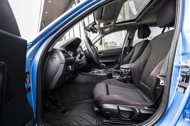 BMW 1-SERIE 118d Edition Sport Line Shadow Executive | Pano | LED
