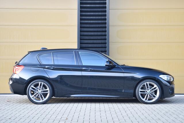 BMW 1-SERIE 118i Executive * M-Sport * 18 inch lm * LED * Lichtpakket *